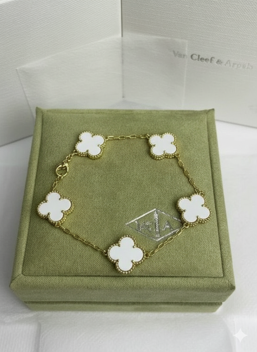 Pulsera Trebol Van Cleef con baño oro 14k + caja de regalo